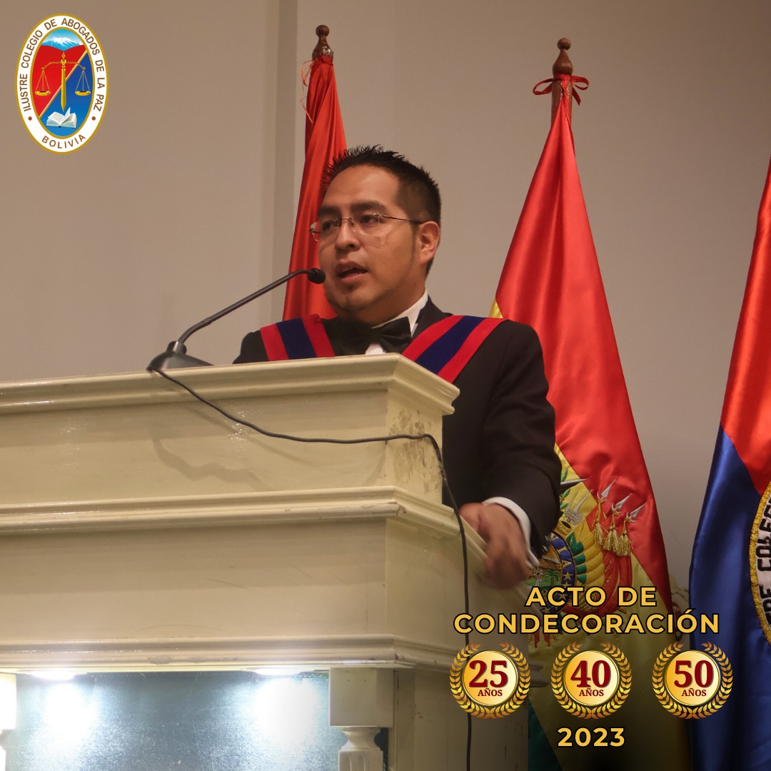 Dr. Danny Paucará Márquez